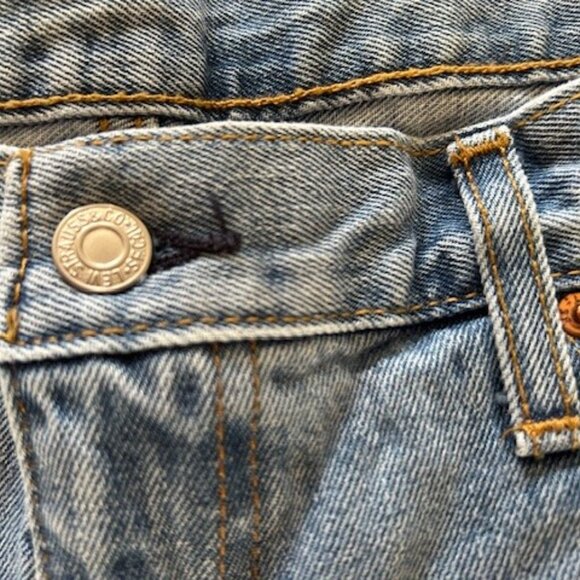 Levi's 550 Mens Jeans Size 38x32 Relaxed Blue Jeans Workwear - Picture 3 of 14